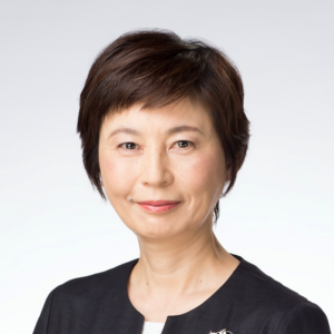 岩﨑玲子氏