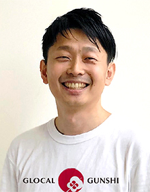 吉井慎人氏