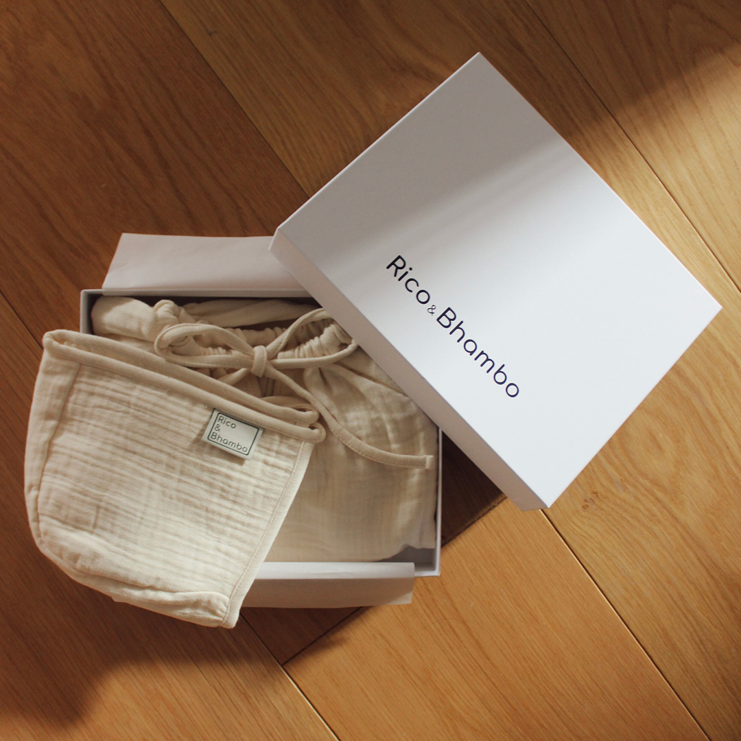 1着で生後0-12ヶ月対応のオーガニックロンパース