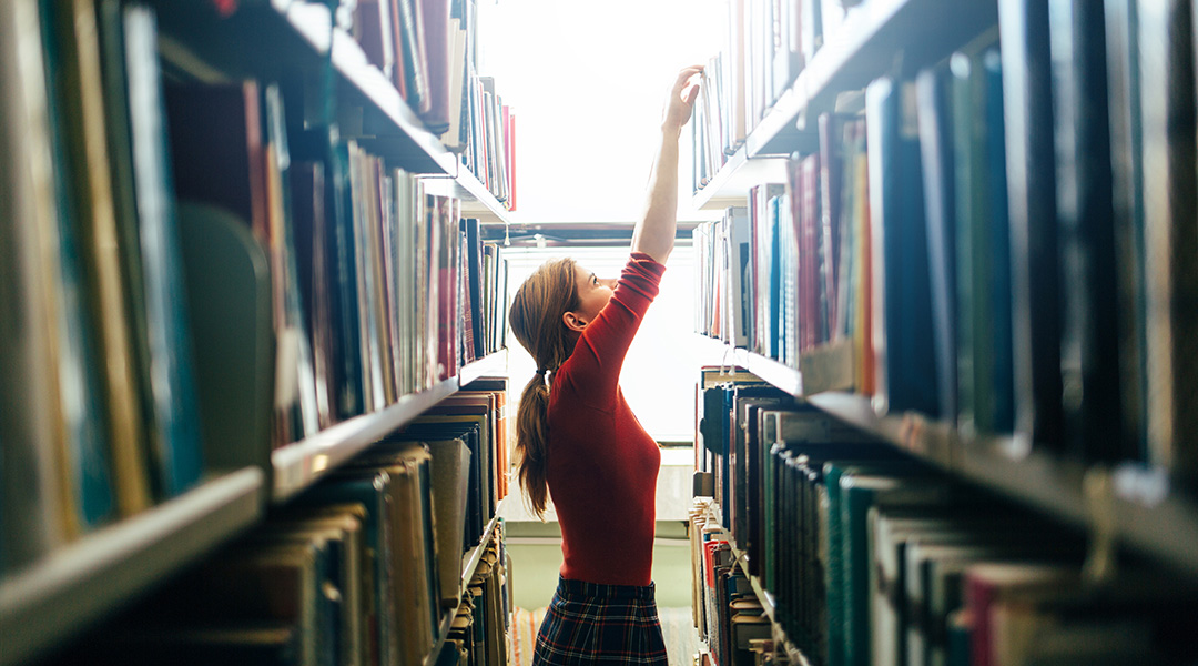 起業に役立つ経営理論・フレームワーク：アイデアをカタチにするための
思考ツールライブラリー